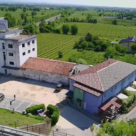 Albergo Trattoria Italia Desenzano del Garda Bagian luar foto