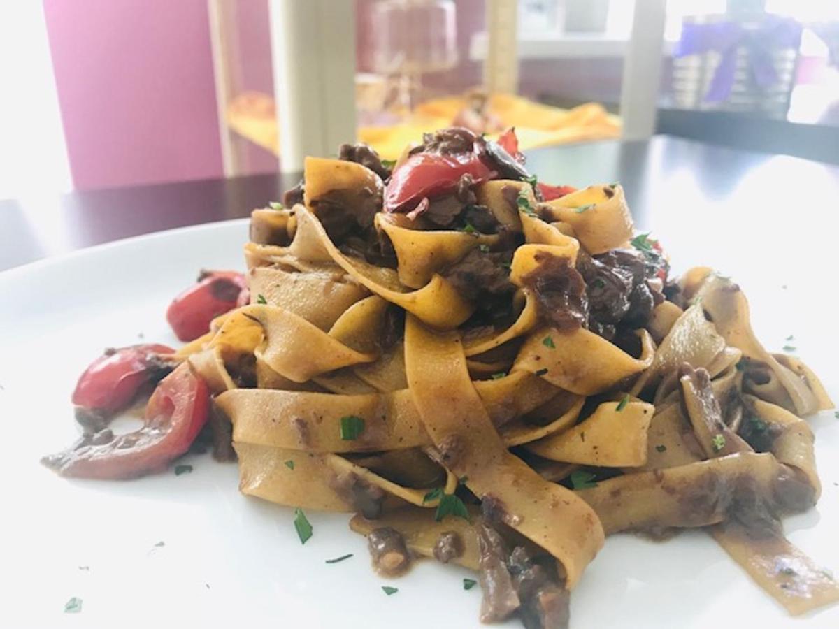 Albergo Trattoria Italia Desenzano del Garda Bagian luar foto